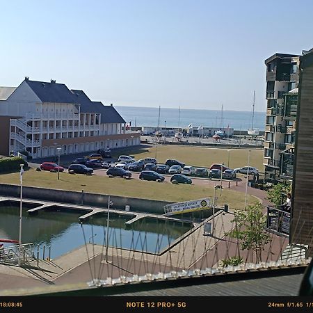 Studio Neuf Vue Mer Marina ドーヴィル エクステリア 写真